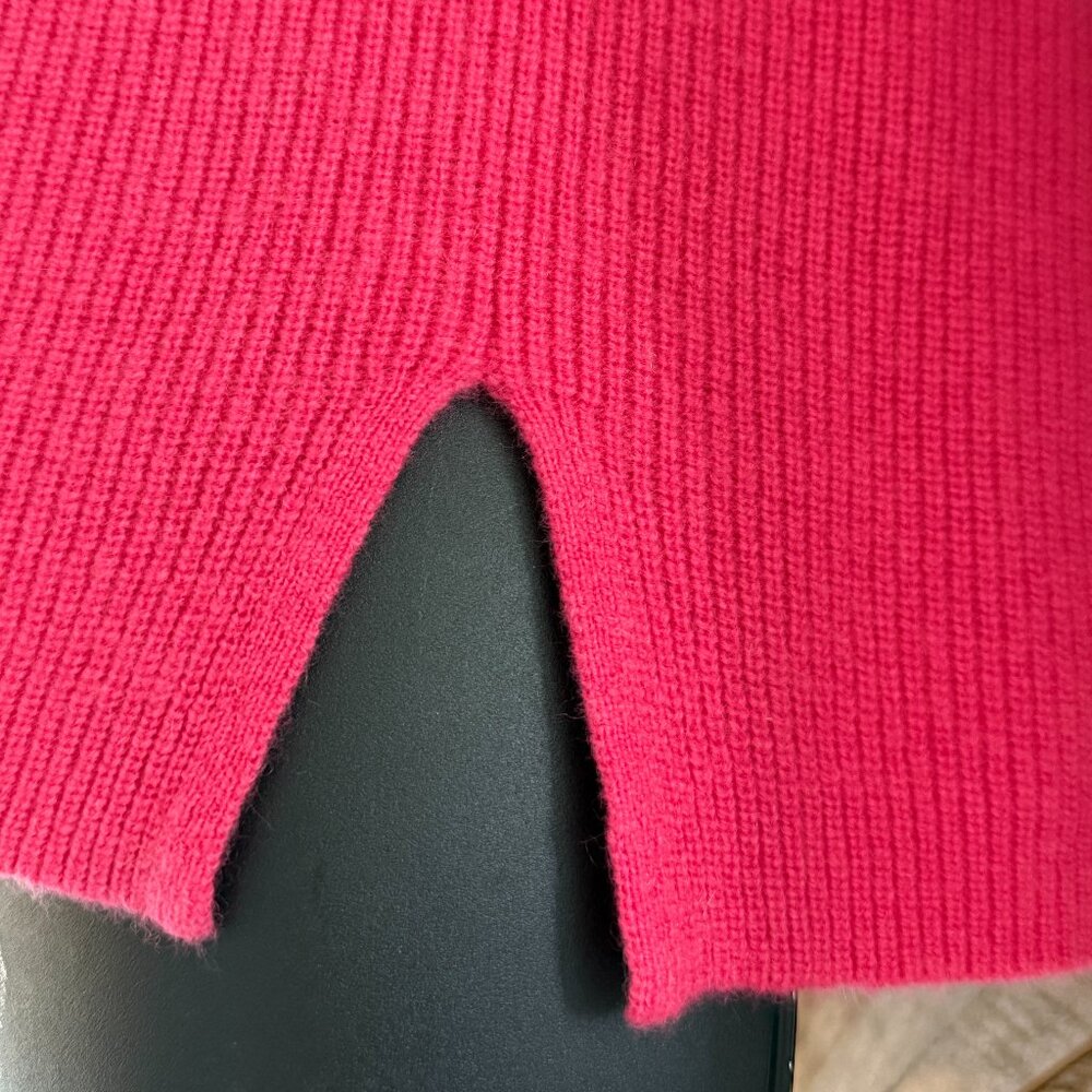 Sundance hot pink side slits rib knit v-neck 100% cashmere sweater Sz S - Picture 4 of 10